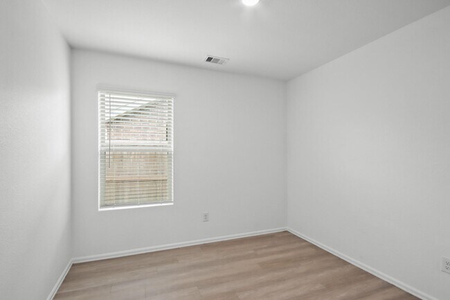Building Photo - 8807 Bar Hbr Dr