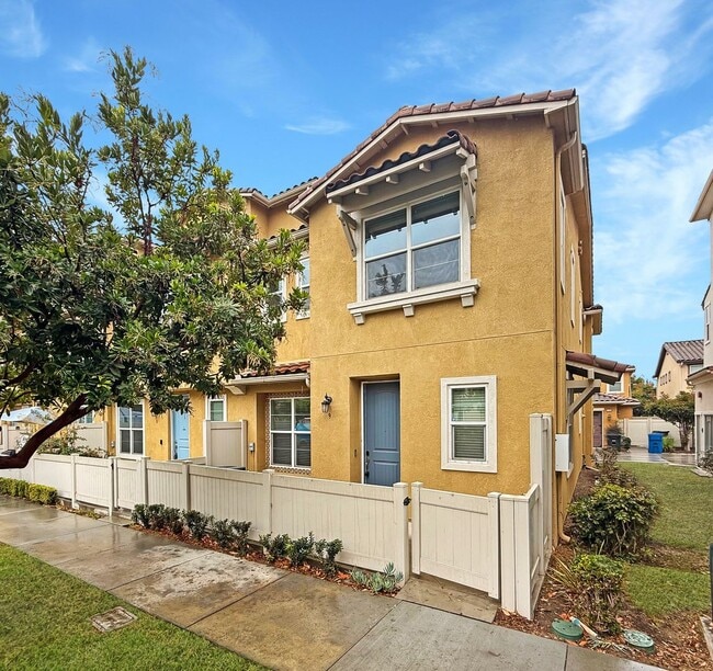 Primary Photo - Modern Townhome in Otay Ranch – 3BR/2.5BA ...