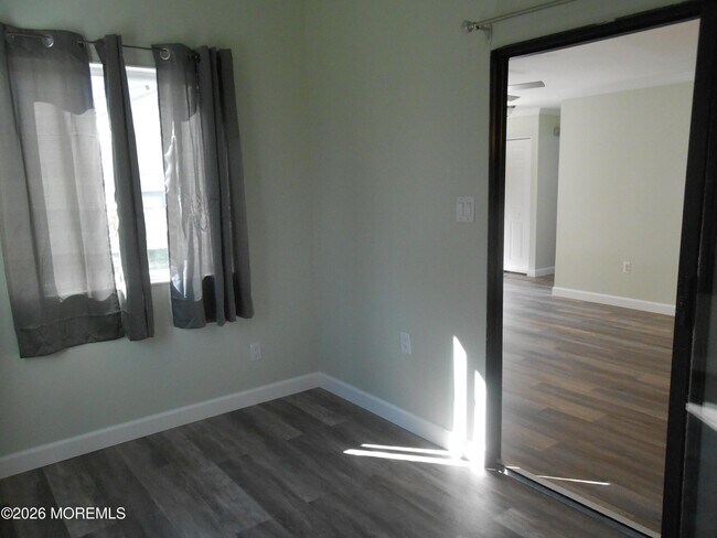 Building Photo - 39 Mediterranean Ct