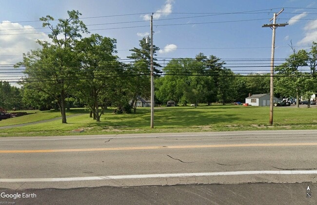 Building Photo - 7552 W Akron-Canfield Rd
