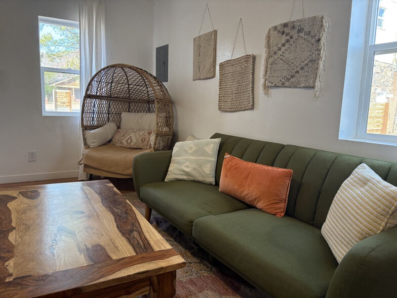 Building Photo - 169 E 100 N