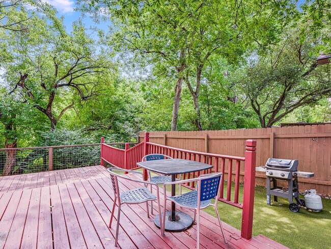 Building Photo - 14809 Great Willow Dr