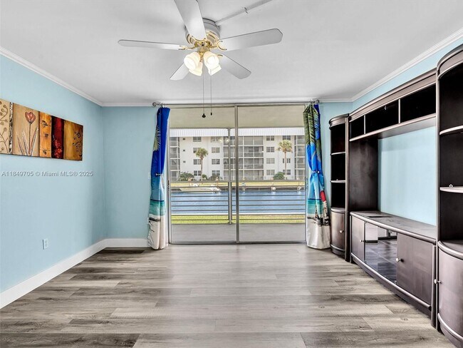 Building Photo - 3600 NE 170th St
