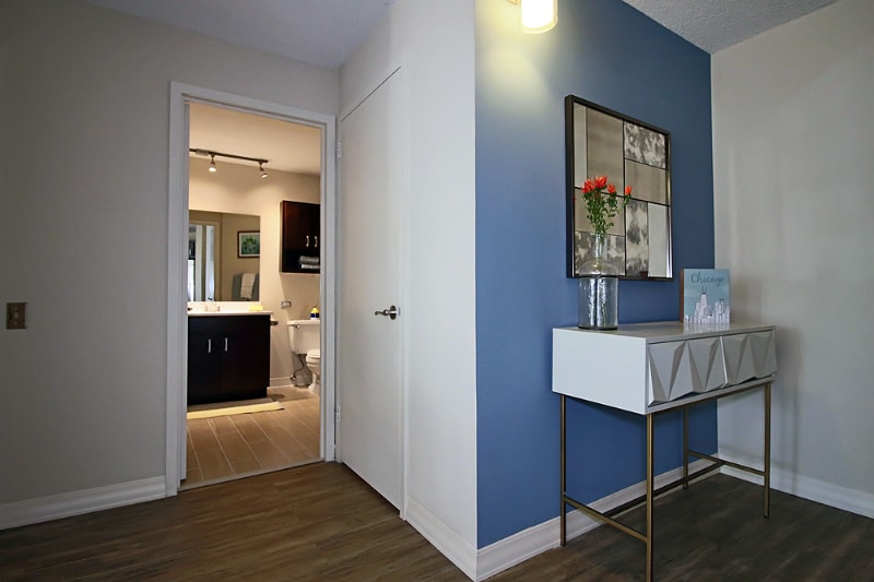 Building Photo - 16 W Chestnut St