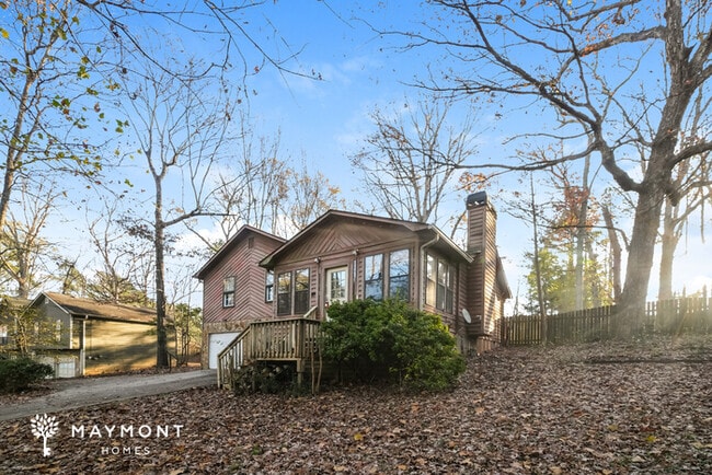 Building Photo - 6028 Matthew Ln