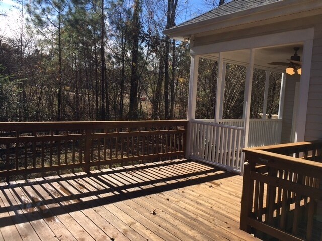 Building Photo - 123 Forest Green Dr