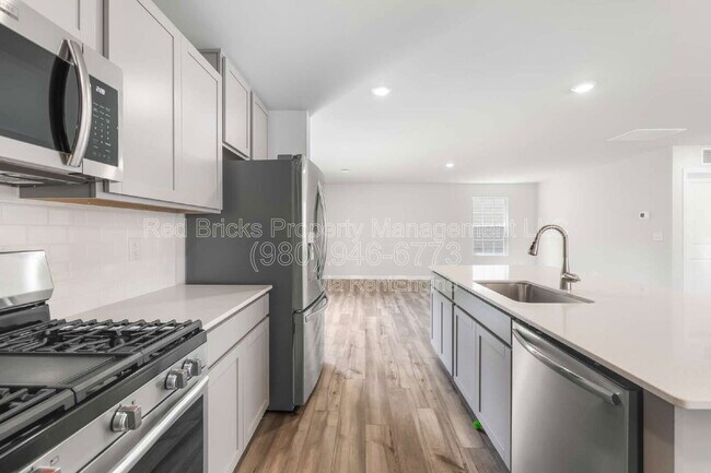 Building Photo - 10132 Chatham Run Ln