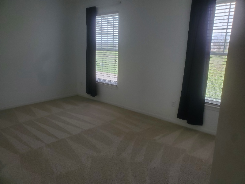 Building Photo - 10122 Sunrise Dr