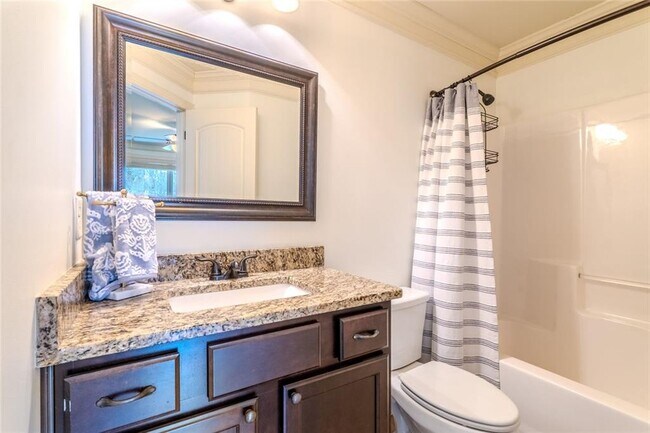 Building Photo - 203 Davis Mill Road