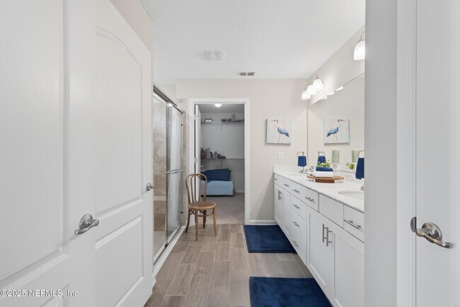 Building Photo - 43 Cardinal Br Ln