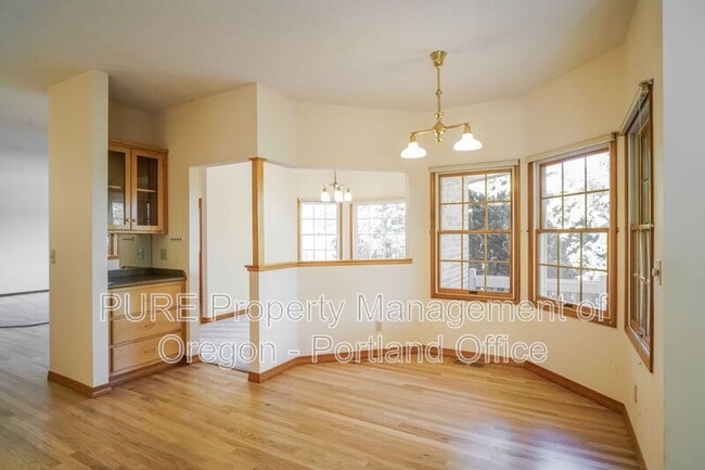 Building Photo - 14020 SW 158th Terrace
