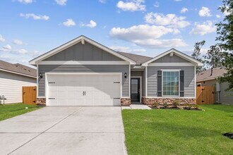 Building Photo - 15543 Caramel Spgs Dr