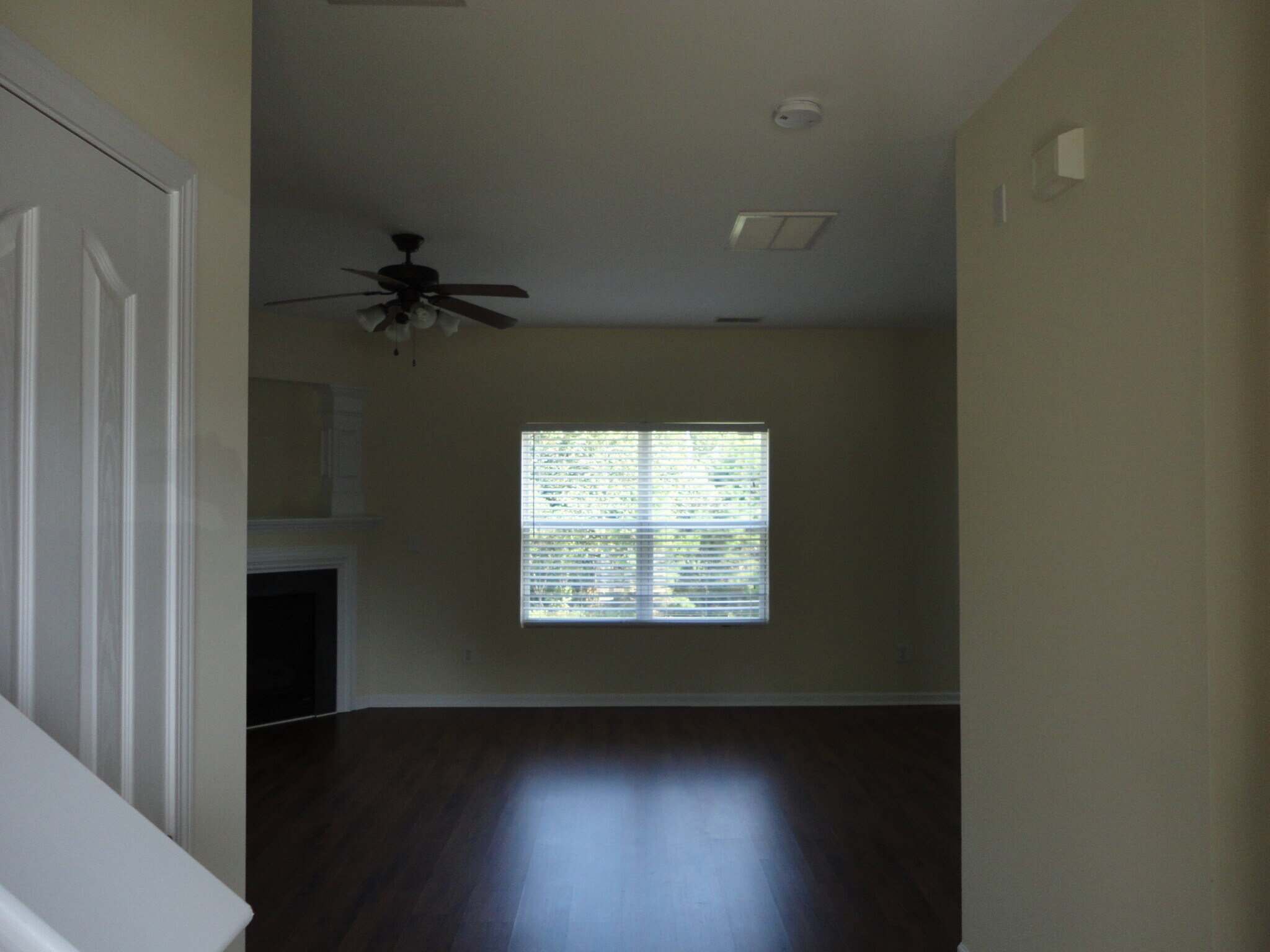 Building Photo - 3006 Moonstone Ln