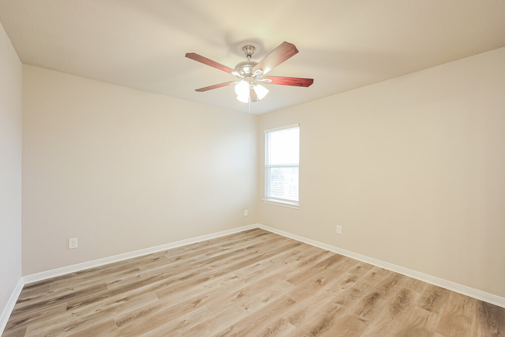 Building Photo - 6427 Woodcliff Bnd