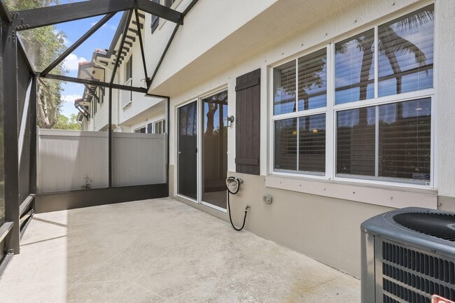 Building Photo - 4719 N Prive Cir