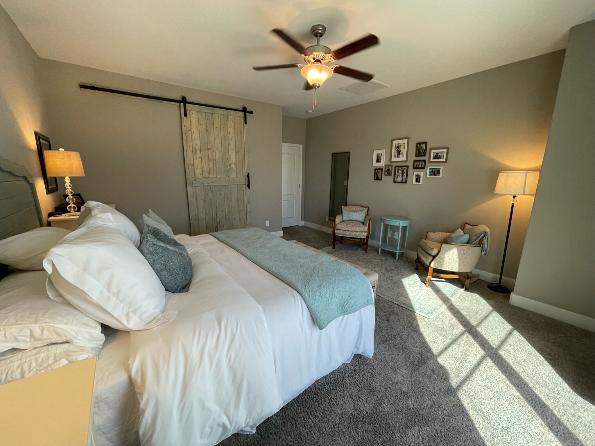 primary bedroom - 10647 Marble Arch St