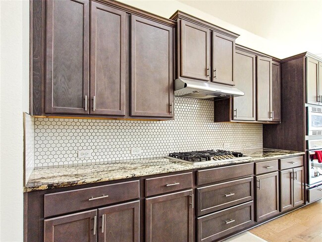 Building Photo - 813 Sunny Ridge Dr