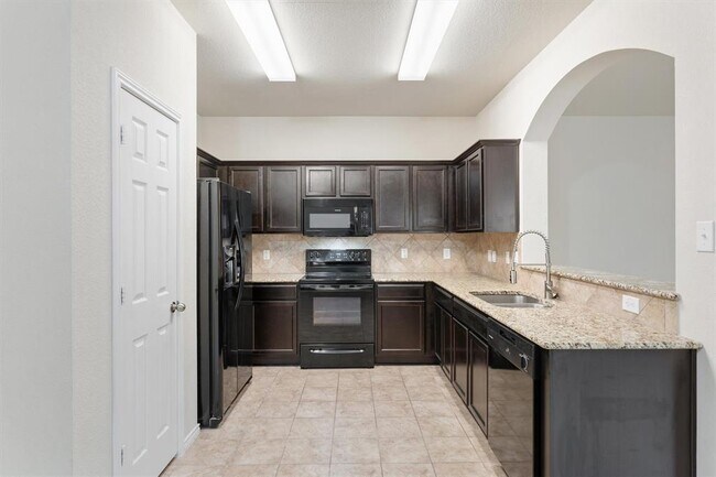 Building Photo - 1709 Gigante Dr