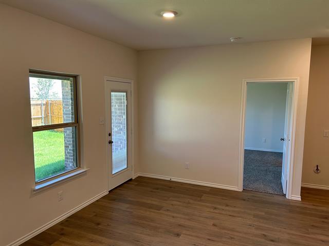 Building Photo - 2811 Jasmine Dr