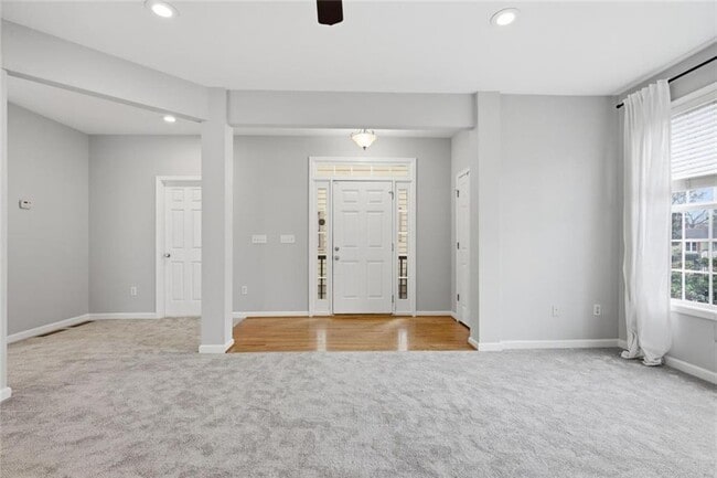 Building Photo - 1849 Spring Ave NW