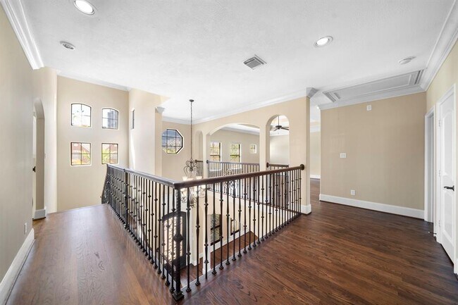 Building Photo - 4628 Beech St