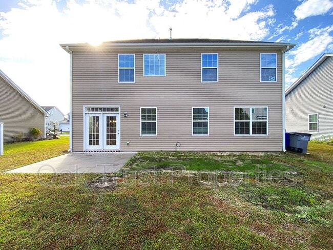 Building Photo - 8145 Ronda Dr