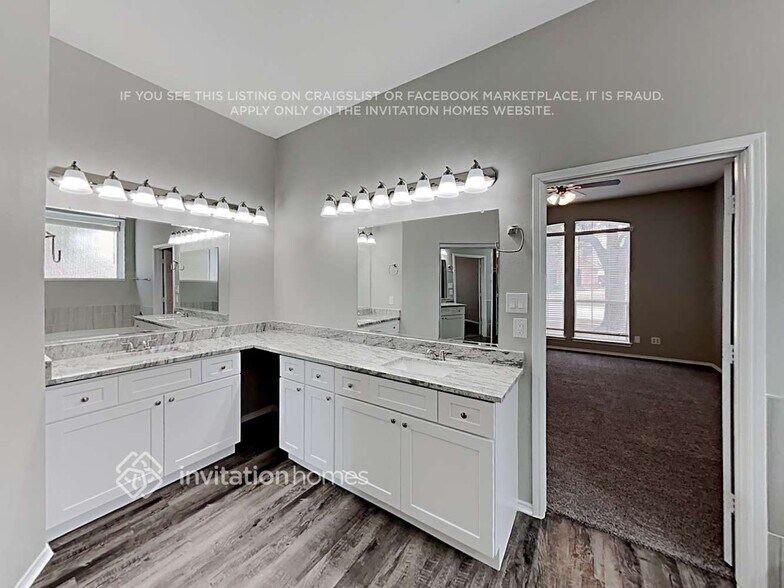 Building Photo - 1133 Finch Cir