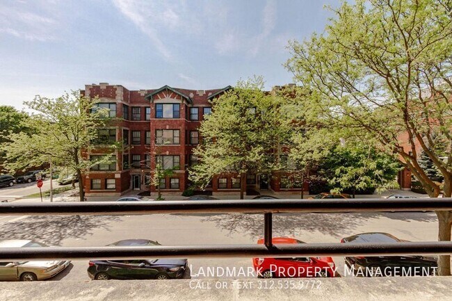 Building Photo - 4853 S Vincennes-Unit 205