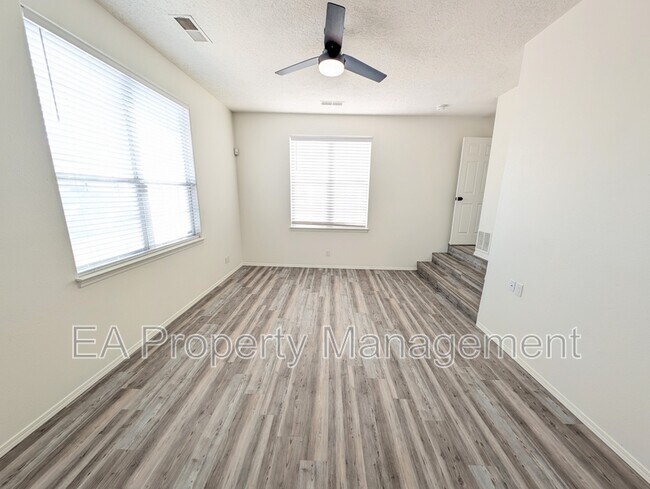 Building Photo - 363 Pinon Creek Rd SE