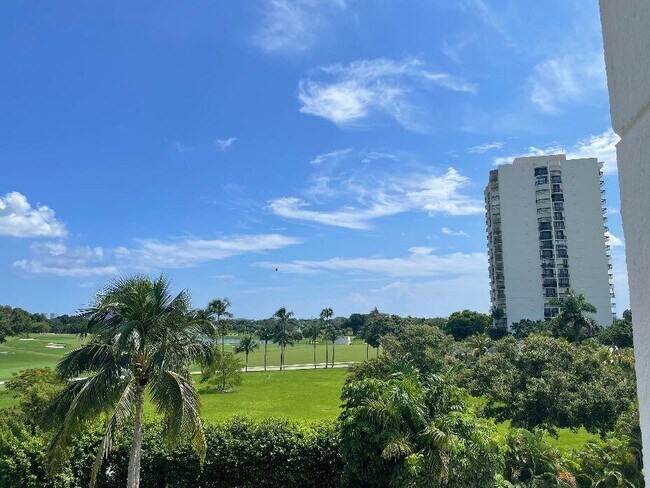 Building Photo - 2400 Presidential Way