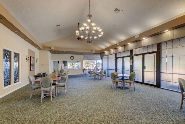 Building Photo - 8320 Waterline Dr