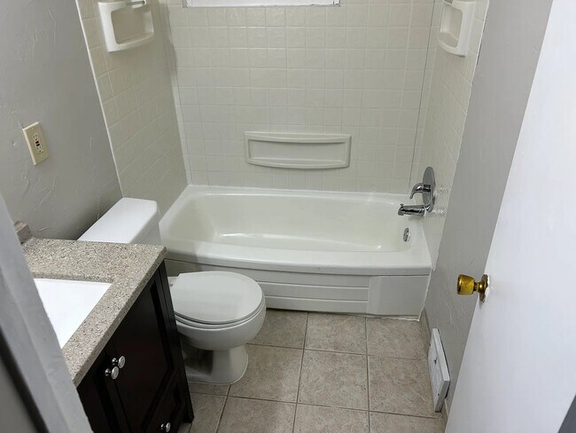 Building Photo - 1518 Ridgewick Dr