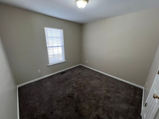 Building Photo - Quaint 3-Bedroom Home Near Duke Regional