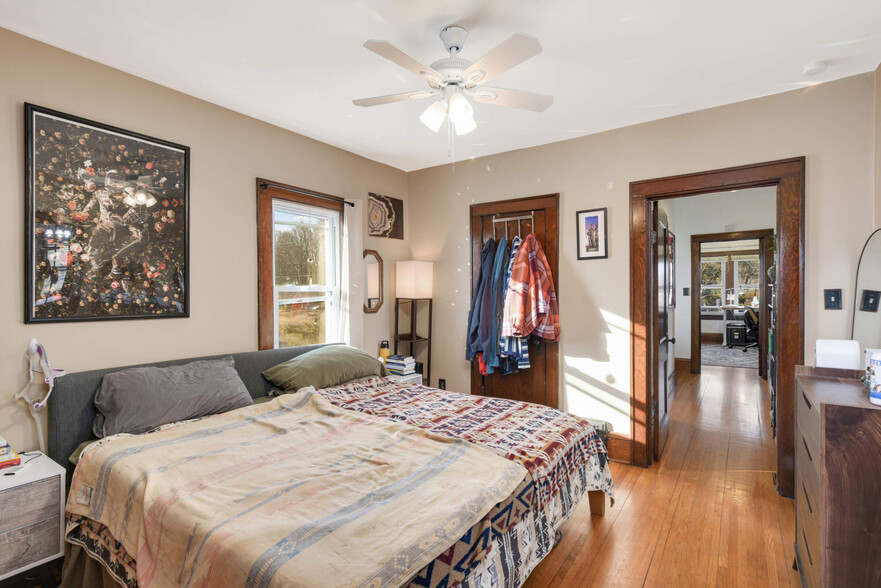 The main bedroom is large enough to fit a king size bed with nightstands and dressers with ease! - 616 37th Ave NE