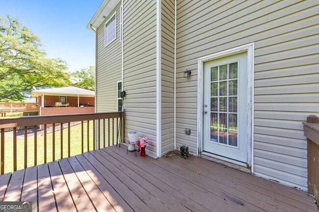 Building Photo - 1086 South Gordon Rd SW