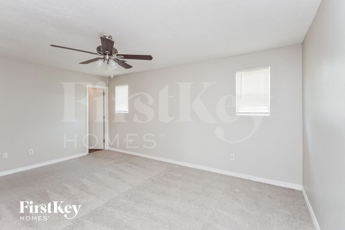 Building Photo - 2281 Briarwood Cir SW