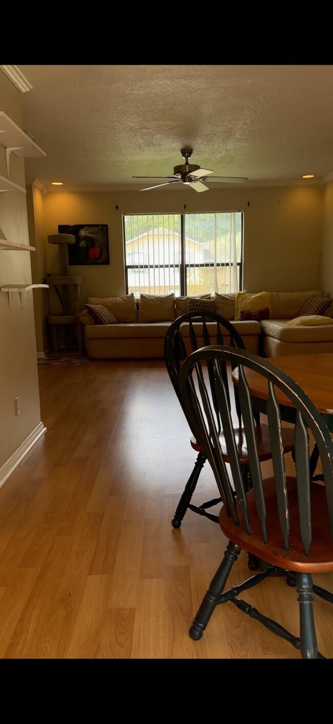 Building Photo - 3420 Harrow Ln