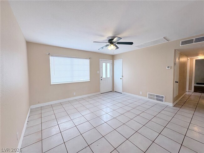 Building Photo - 6329 Brittany Way