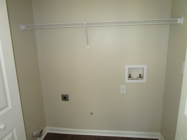 Building Photo - 305 Brannans Ct