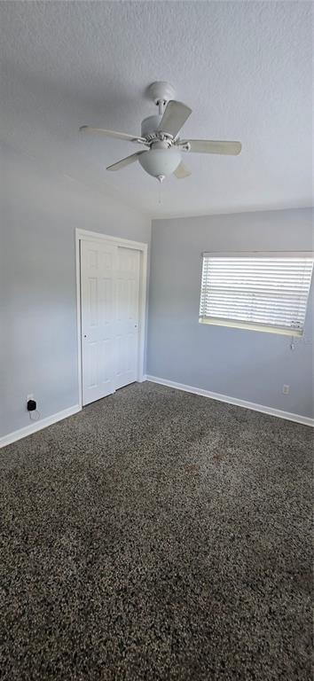 Building Photo - 1500 Roscomare Ave