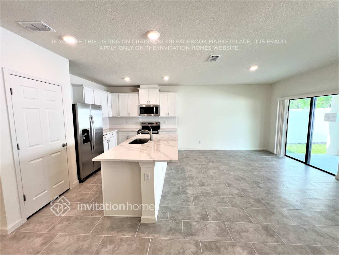 Building Photo - 533 Seaspray Dr