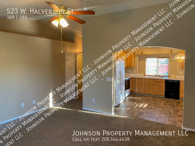 Building Photo - 523 W Halverson St