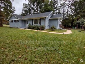 Building Photo - 6414 Elmwood Cir