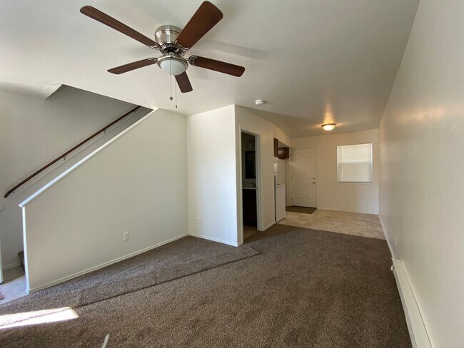 Building Photo - 3232 N Tani Rd
