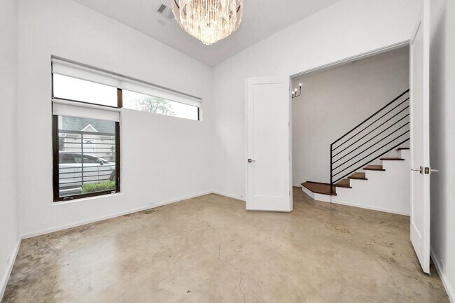 Building Photo - 1512 Malone St