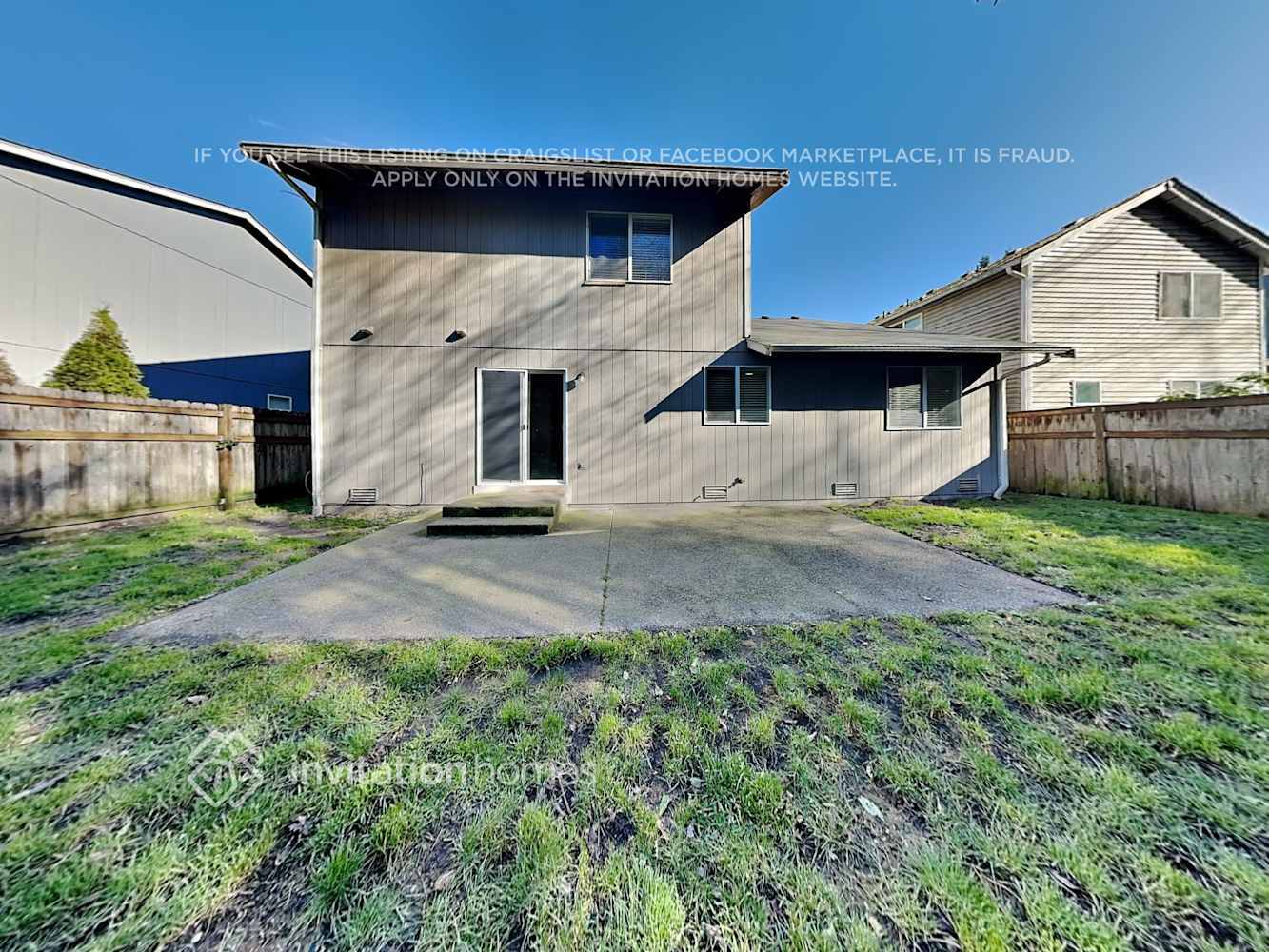 Building Photo - 14904 Woodland Ave E