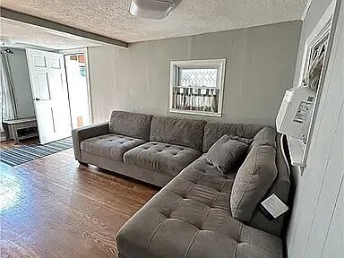 Building Photo - 5 Drumore Cres