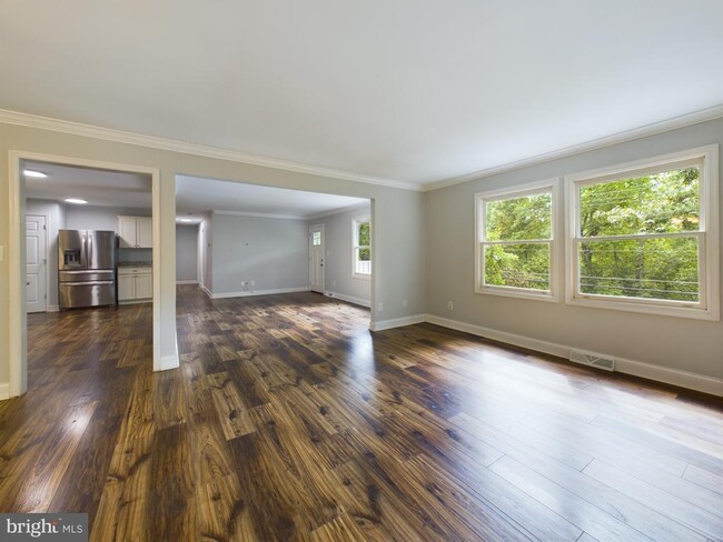 Building Photo - 2232 Aquia Dr