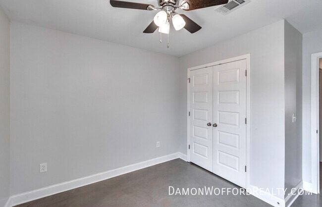 Building Photo - 1207 Addison Ln.