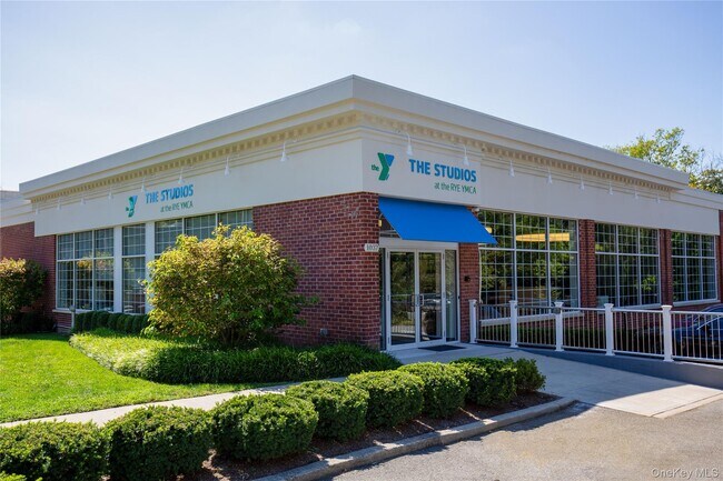 Building Photo - 100 Theodore Fremd Ave